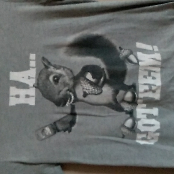 Squirrel Tee - Picture 2 of 4